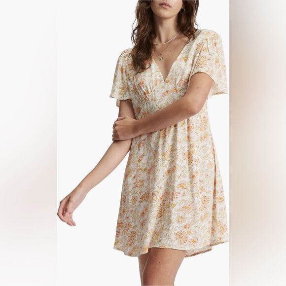 Billabong Dresses & Skirts - BILLABONG Womens Dress Short and Sweet Floral Baby-doll Feminine Fairy Small